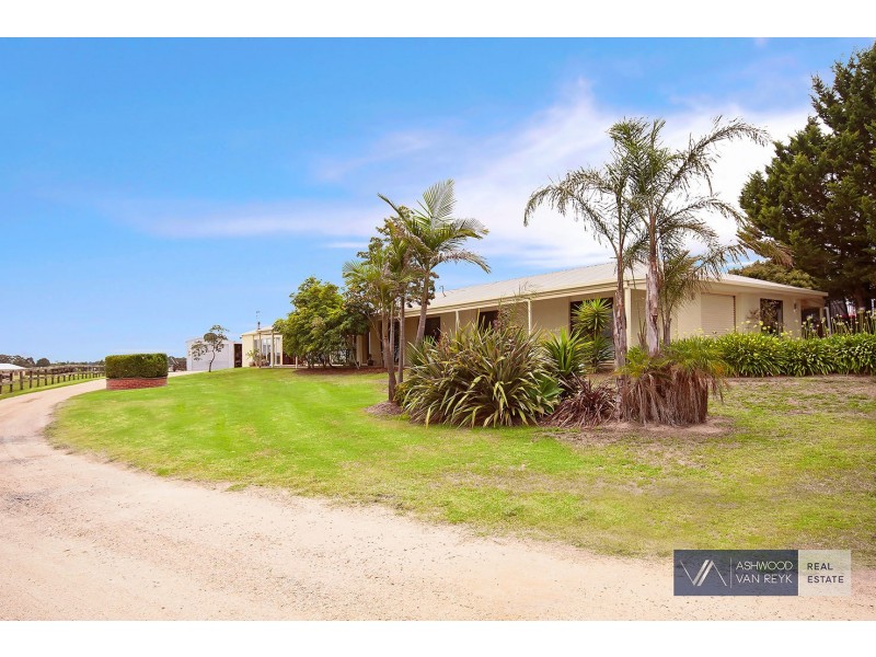 25 Balfours Rd, Lucknow VIC 3875