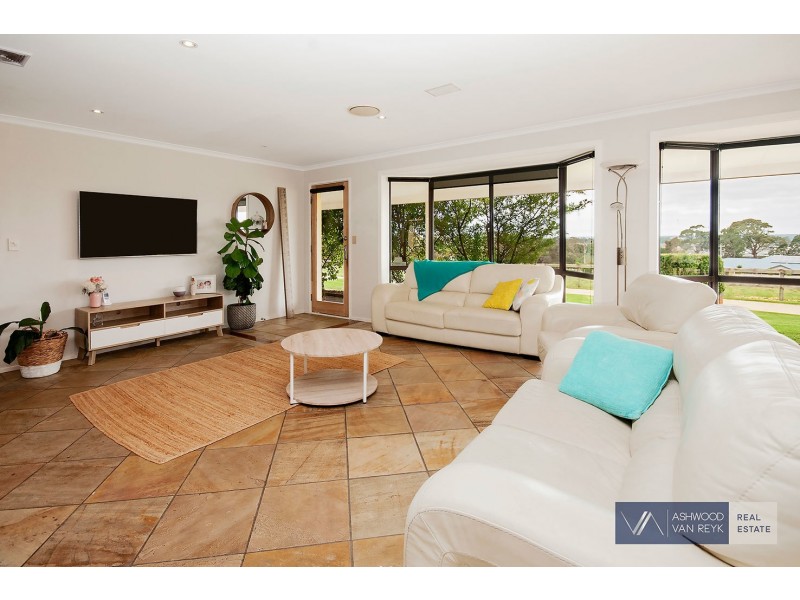 25 Balfours Rd, Lucknow VIC 3875