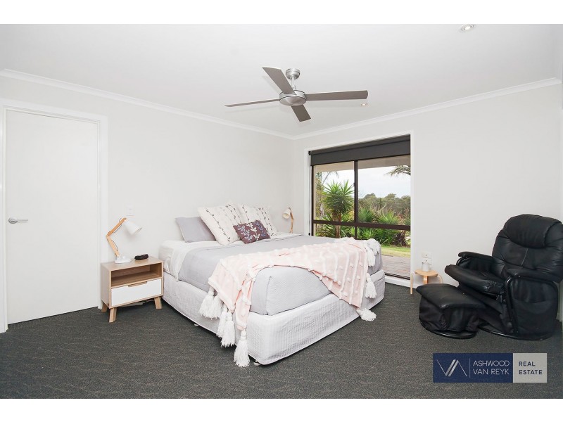 25 Balfours Rd, Lucknow VIC 3875