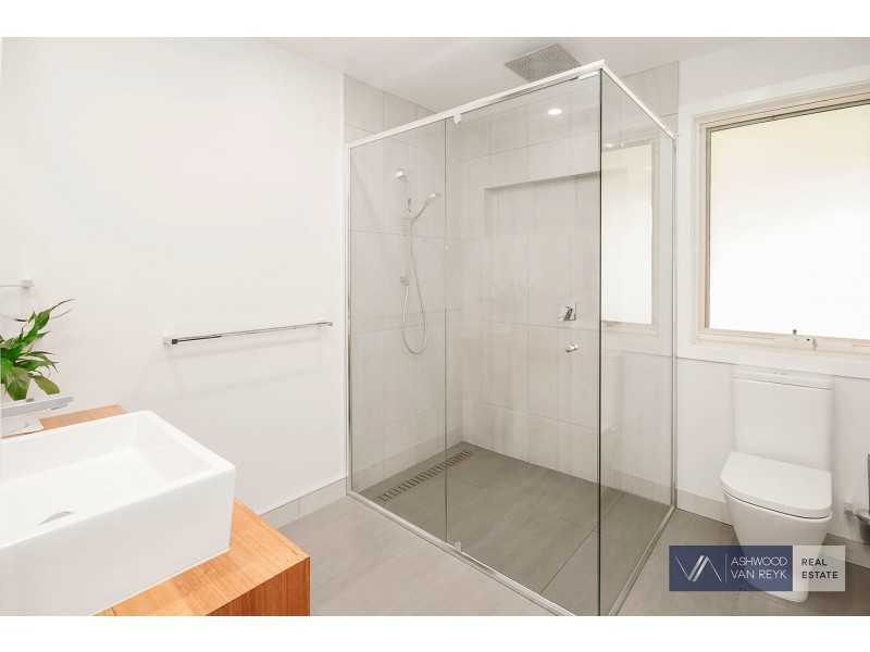 25 Balfours Rd, Lucknow VIC 3875