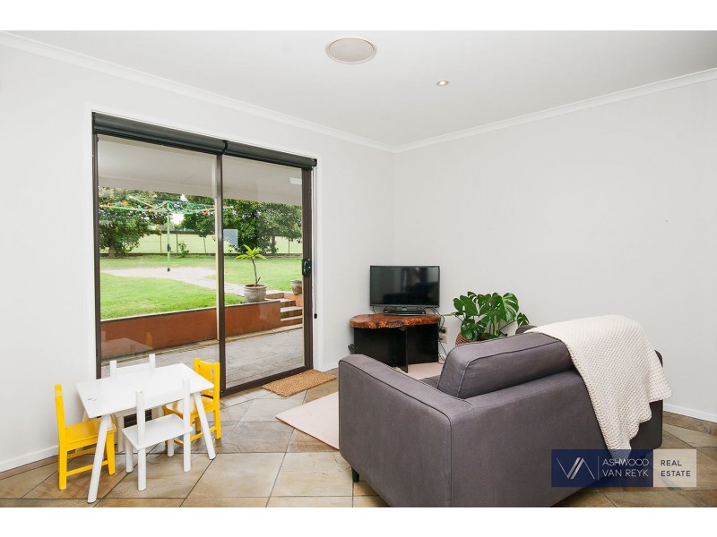 25 Balfours Rd, Lucknow VIC 3875