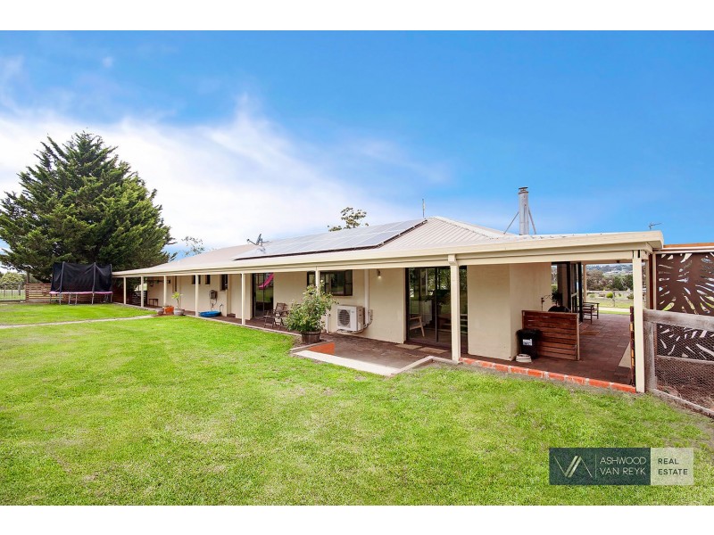25 Balfours Rd, Lucknow VIC 3875