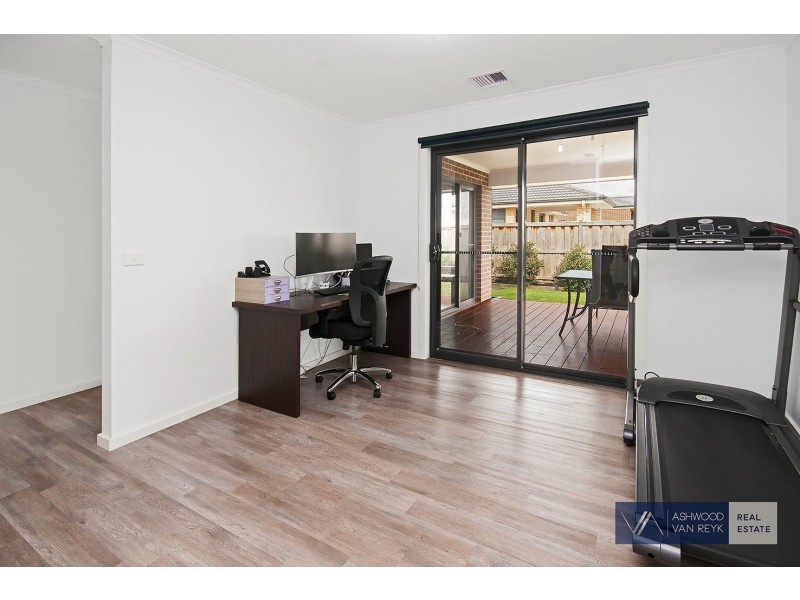 11 Dianella Pl, Bairnsdale VIC 3875
