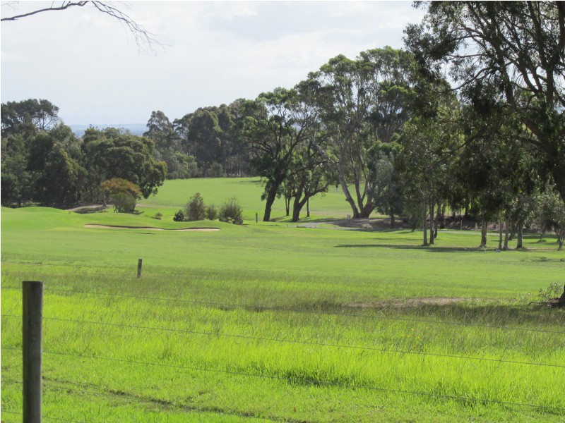 66 Kings Cove Bvd, Metung VIC 3904