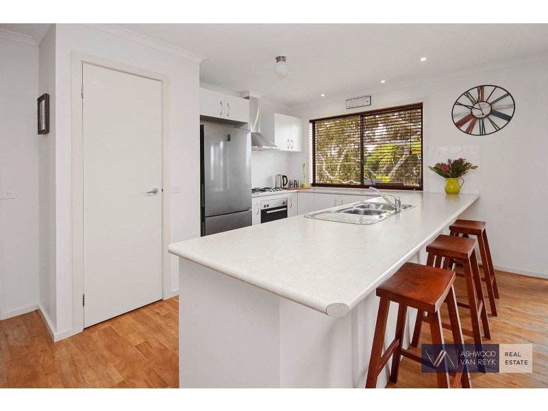 1A Morton Dr, Eastwood VIC 3875