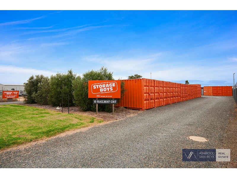 10 Railway Ct, Bairnsdale VIC 3875