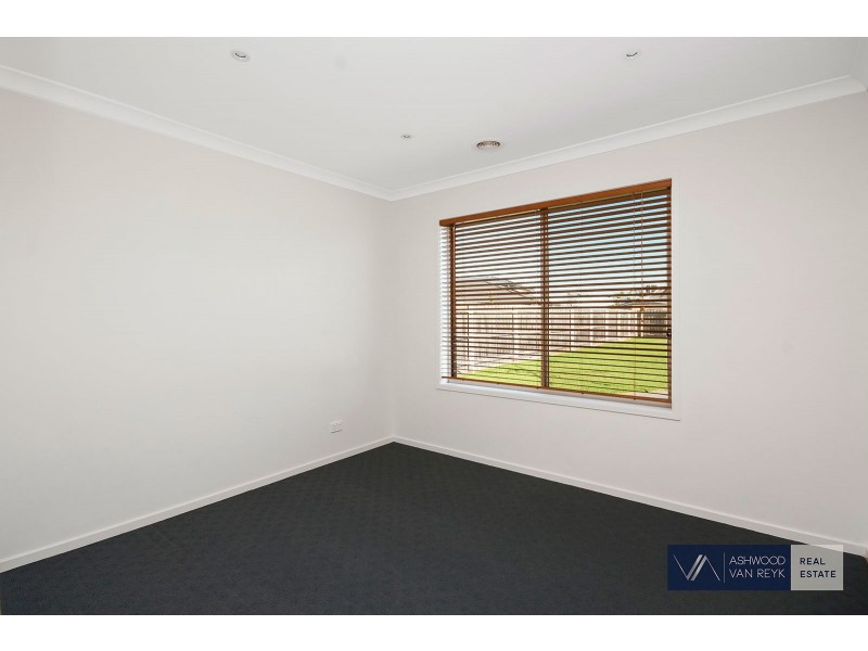 59 Morton Dr, Eastwood VIC 3875