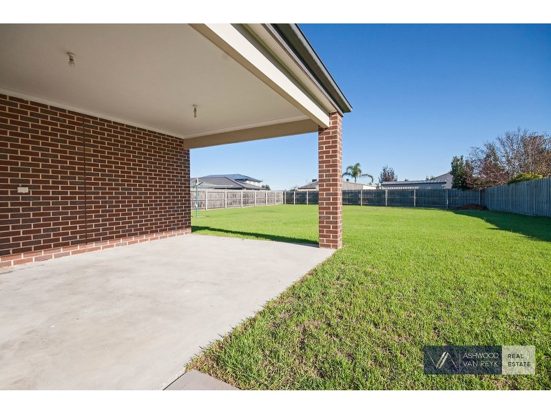 59 Morton Dr, Eastwood VIC 3875