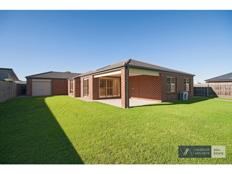 59 Morton Dr, Eastwood VIC 3875