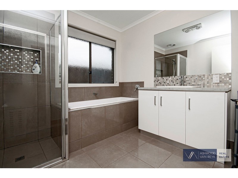 14 Rubys Way, Eastwood VIC 3875