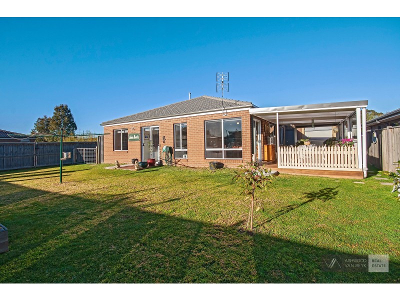 6 Whipbird St, Bairnsdale VIC 3875