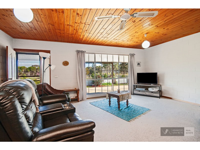 43 Hoyt St, Lindenow VIC 3865