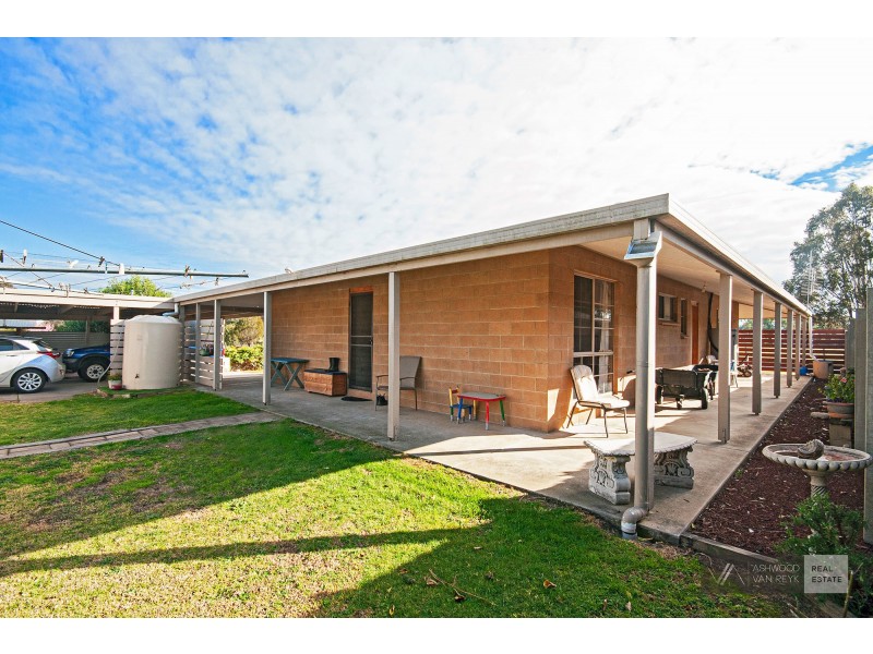 43 Hoyt St, Lindenow VIC 3865