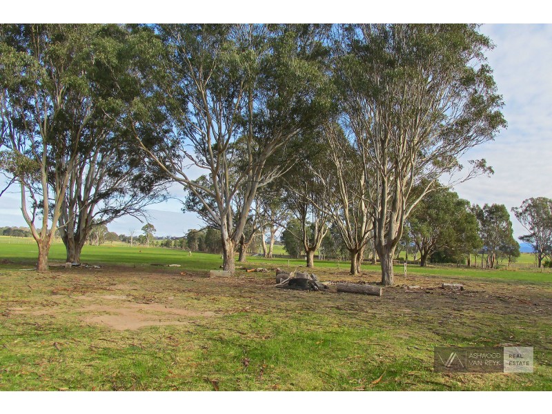 24 Growcott, Lindenow South VIC 3875