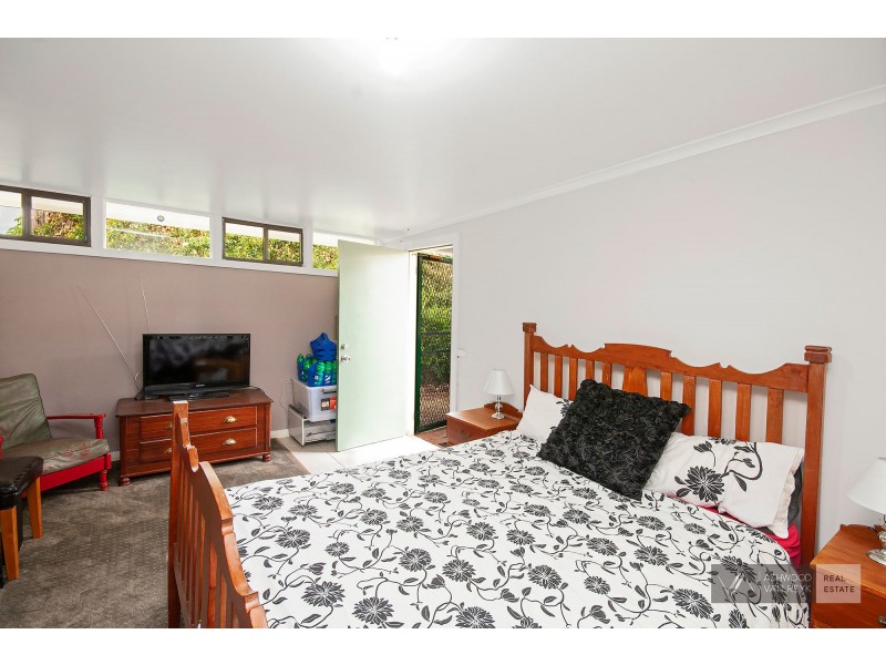 9 Grosvenor Ct, Bairnsdale VIC 3875