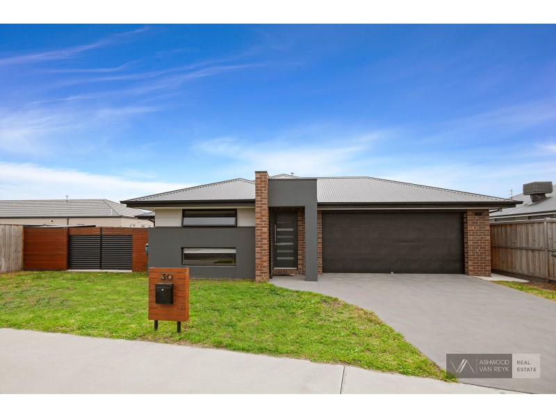30 Whipbird Street, Bairnsdale VIC 3875