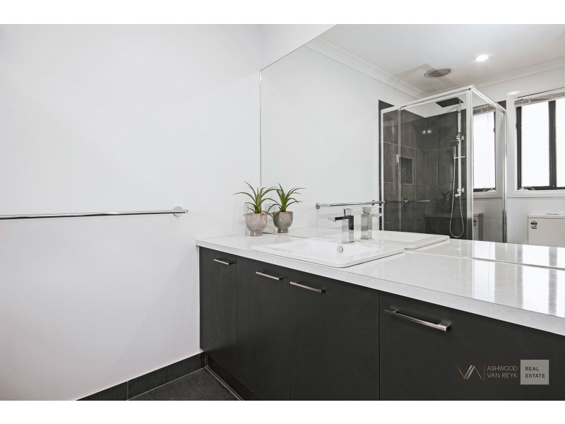 30 Whipbird Street, Bairnsdale VIC 3875