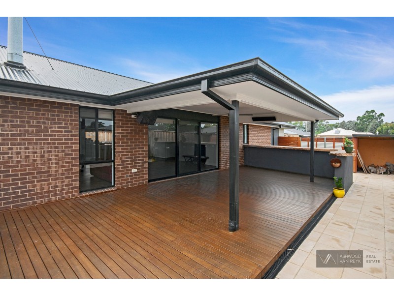 30 Whipbird Street, Bairnsdale VIC 3875