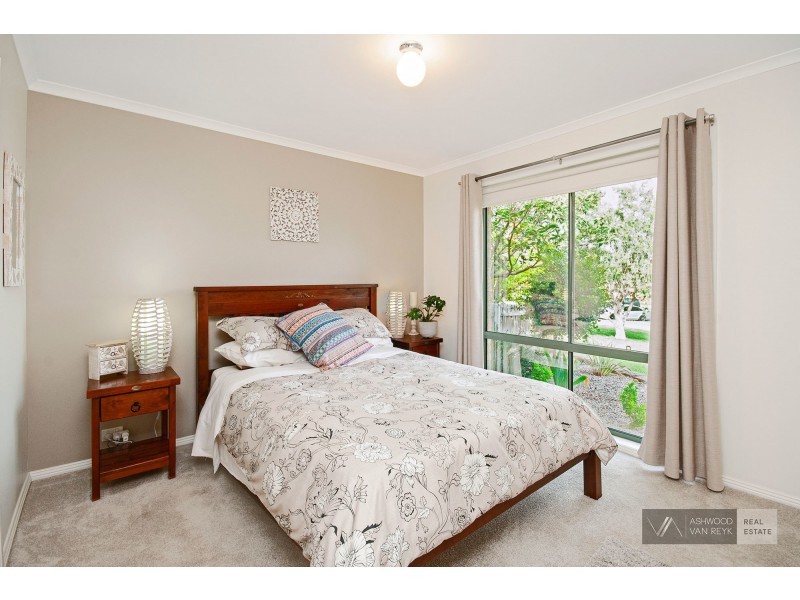 9 Birchwood Ct, Bairnsdale VIC 3875