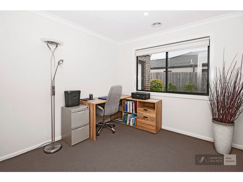 110 Flinns Rd, Eastwood VIC 3875