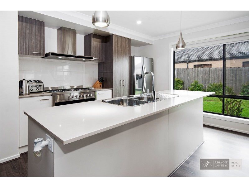 110 Flinns Rd, Eastwood VIC 3875