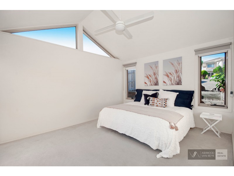 47 Harnham Dr, Bairnsdale VIC 3875