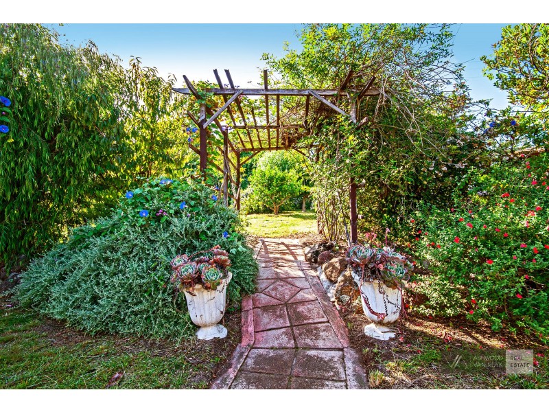 136 Waddells Rd, Nicholson VIC 3882