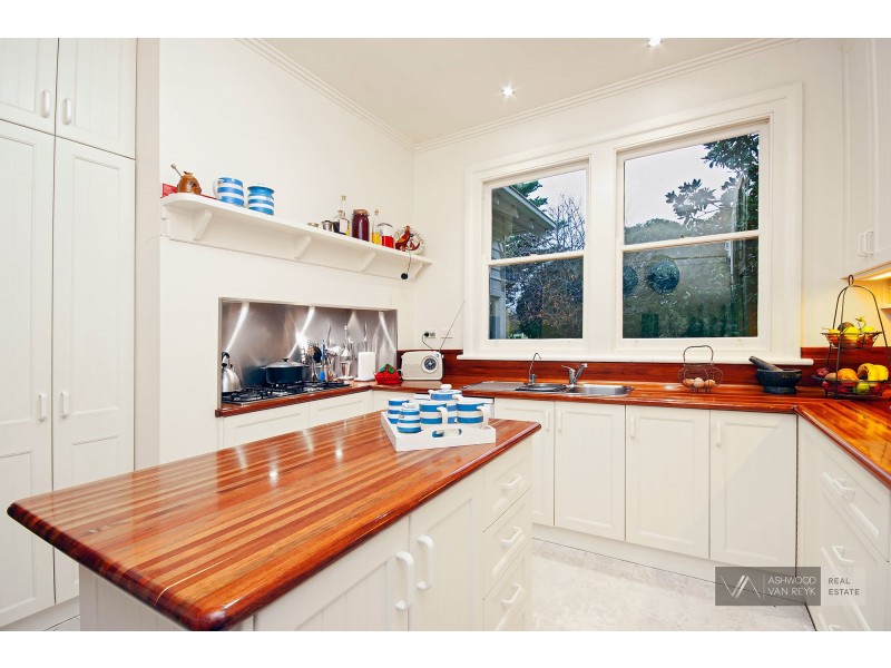 890 Bairnsdale-dargo Rd, Hillside VIC 3875