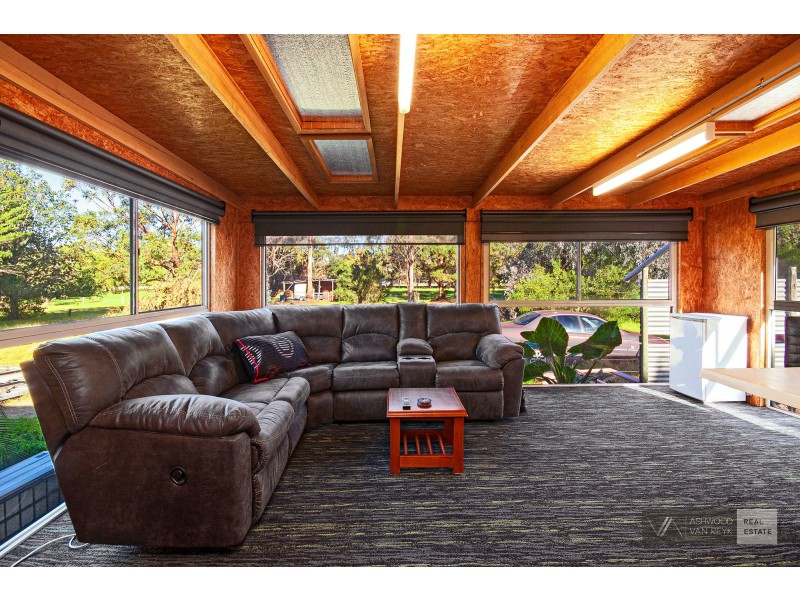 565 Lindenow-Glenaladale Rd, Lindenow South VIC 3875