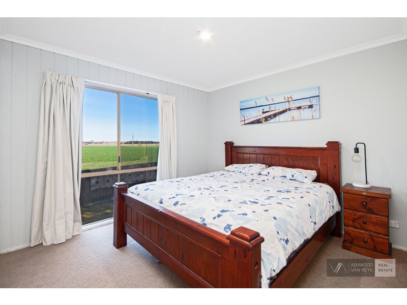 32 Paynesville Rd, Bairnsdale VIC 3875