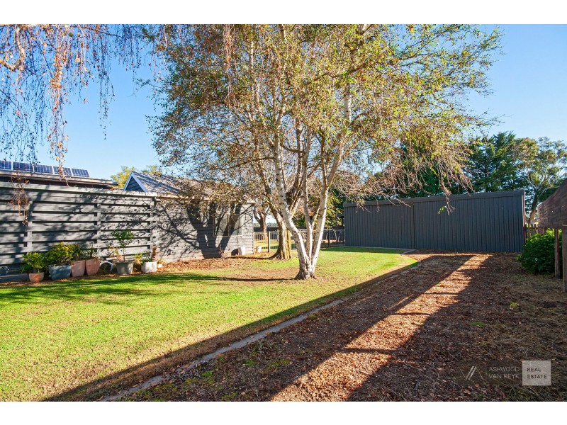 32 Paynesville Rd, Bairnsdale VIC 3875