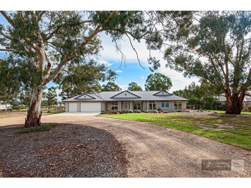 30 Kings Cove Bvd, Metung VIC 3904