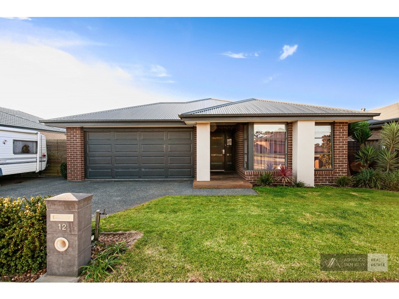 12 Whipbird Street, Bairnsdale VIC 3875