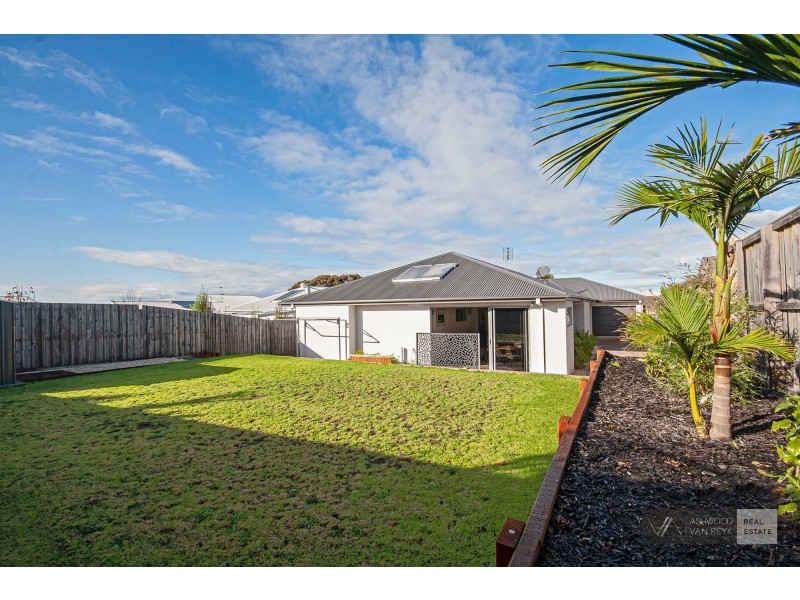 23 Fort King Rd, Paynesville VIC 3880