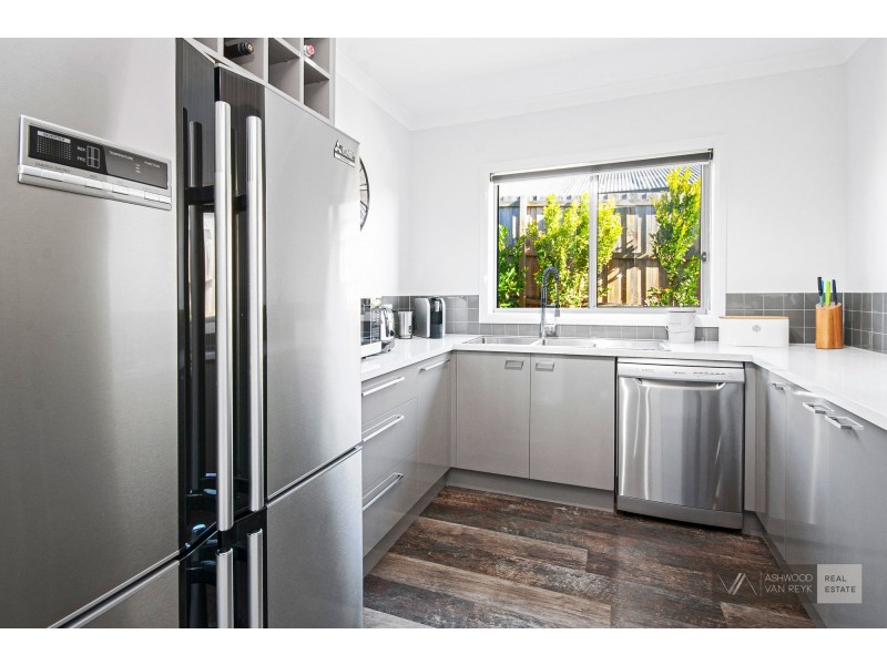 38 Lorimer Drive, Eastwood VIC 3875