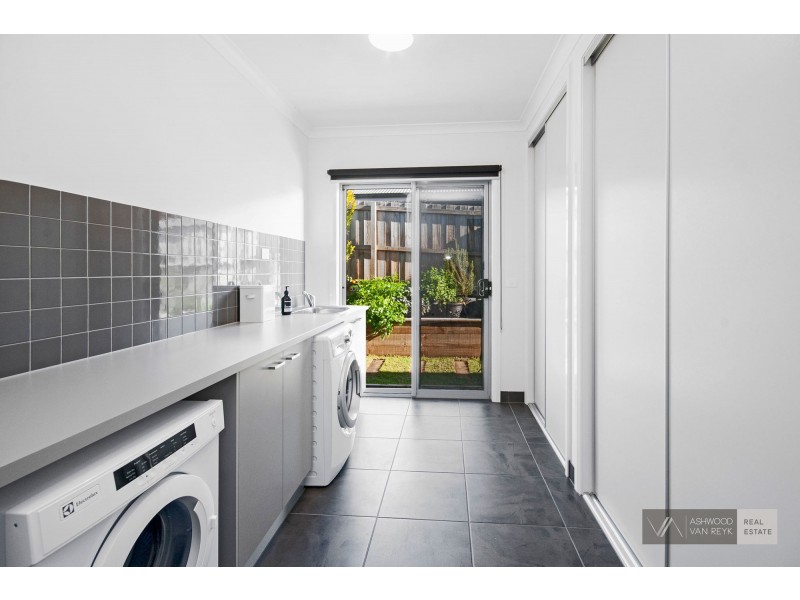 38 Lorimer Drive, Eastwood VIC 3875