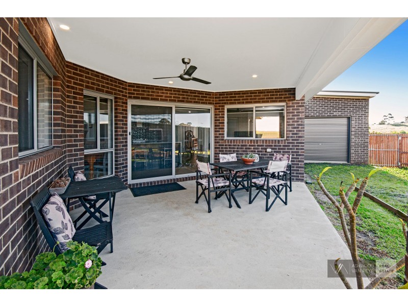 38 Lorimer Drive, Eastwood VIC 3875