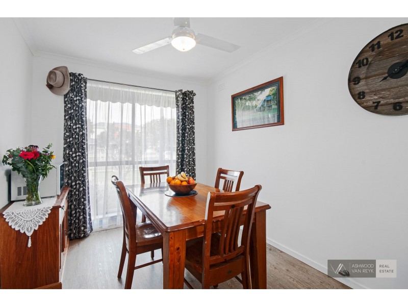 12 Dahlsen Cres, Bairnsdale VIC 3875