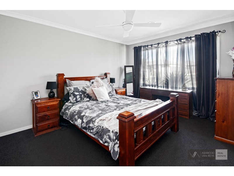 12 Cranes Tce, Eastwood VIC 3875