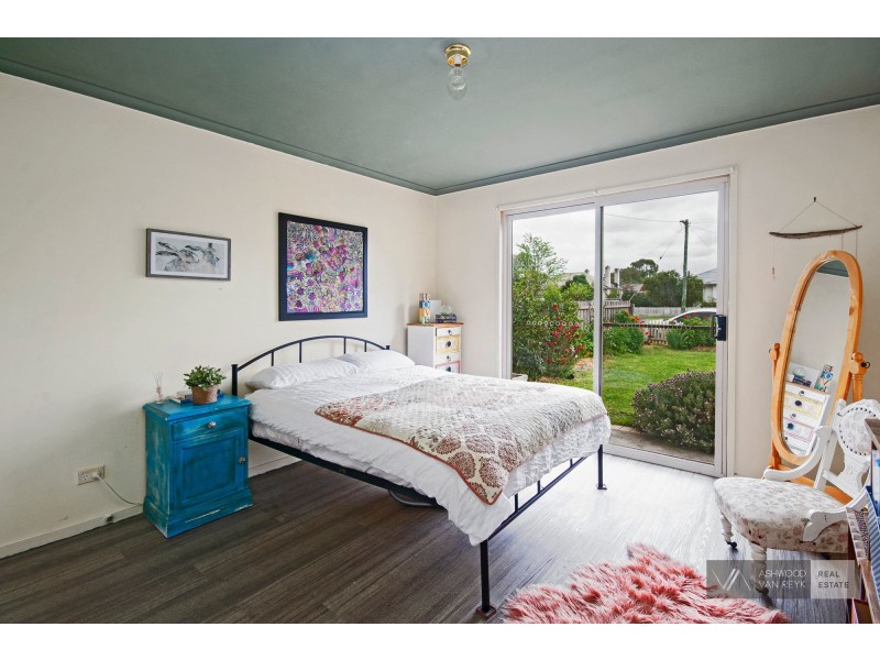 77 Turnbull St, Bairnsdale VIC 3875