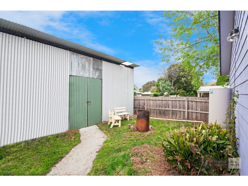 77 Turnbull St, Bairnsdale VIC 3875