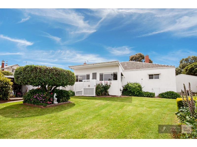 3 Dalmahoy St, Bairnsdale VIC 3875