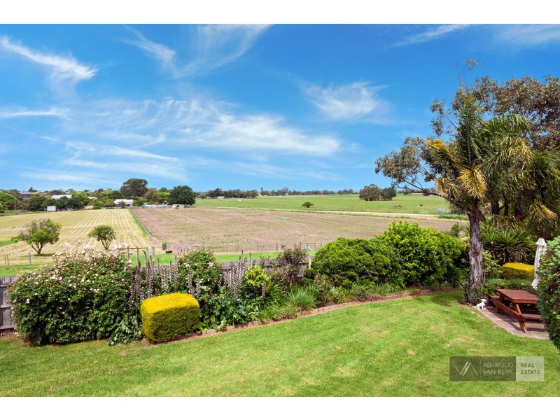 3 Dalmahoy St, Bairnsdale VIC 3875