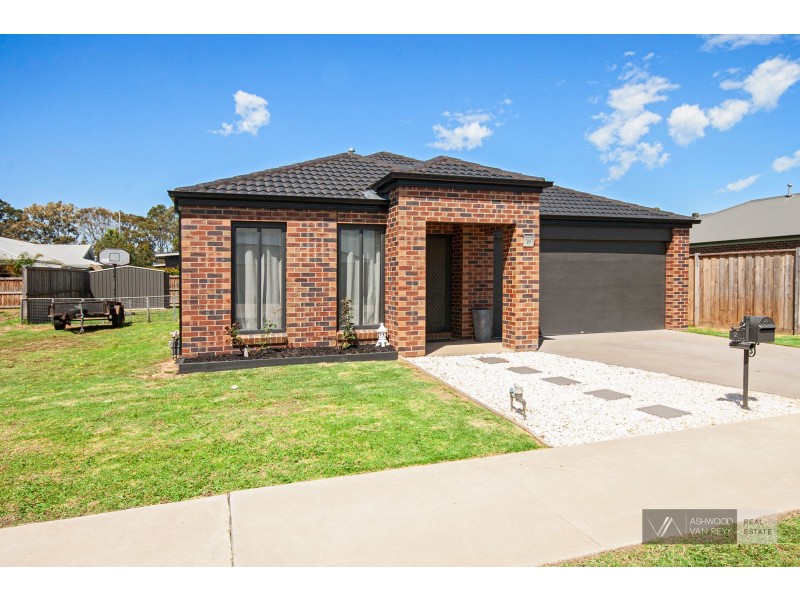 23 Whipbird Street, Bairnsdale VIC 3875