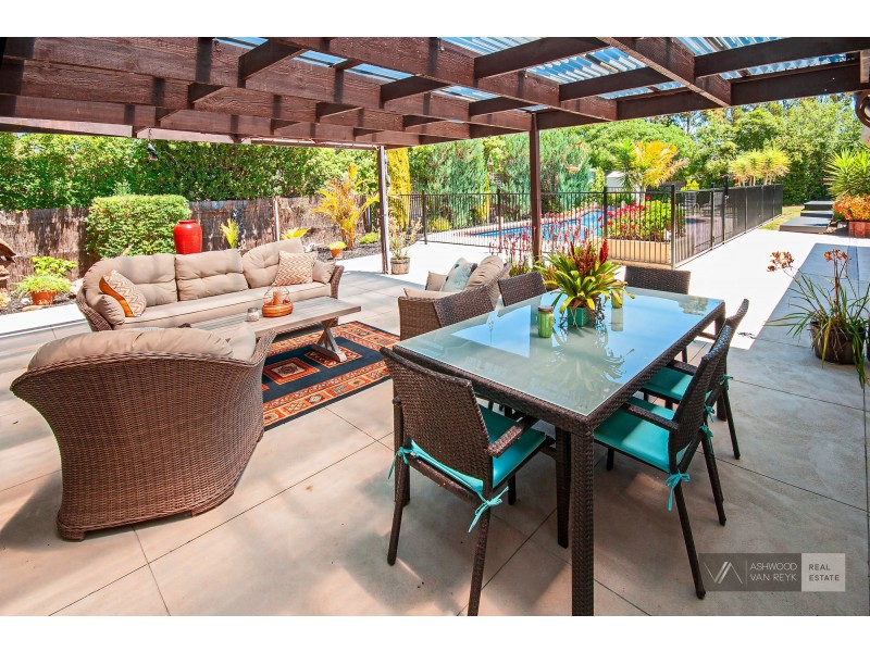 5 Woodward St, Wy Yung VIC 3875