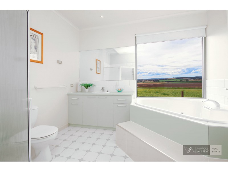 110 Hoyt St, Lindenow VIC 3865