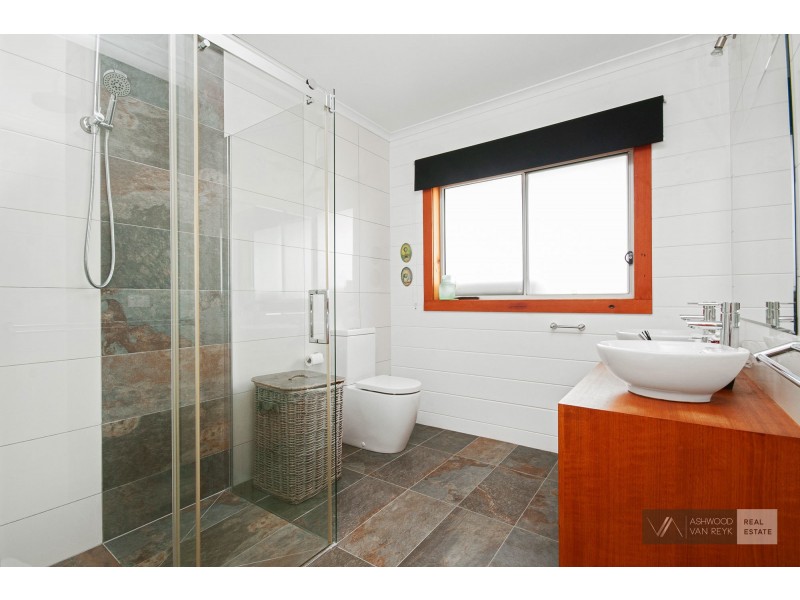 100 Williamson Rd, Forge Creek VIC 3875