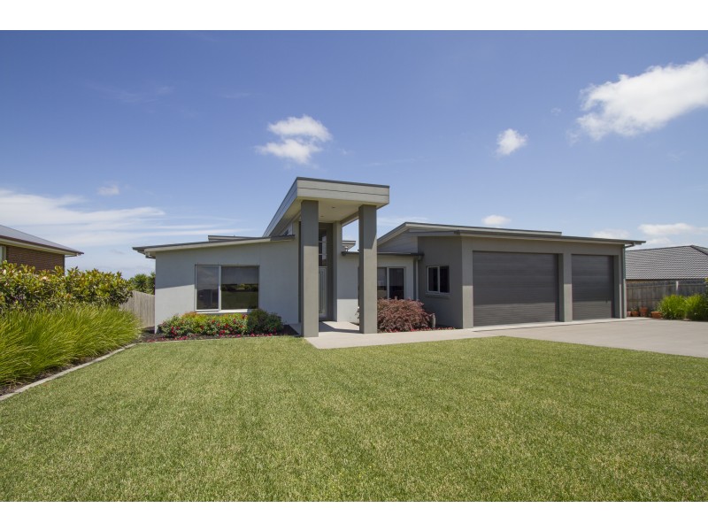 30 The Backwater, Eastwood VIC 3875