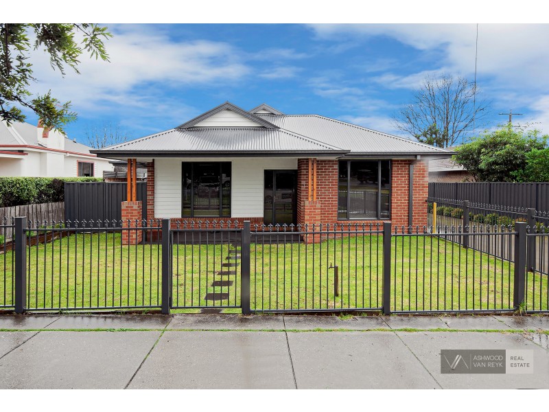 1/4 Victoria Street, Bairnsdale VIC 3875