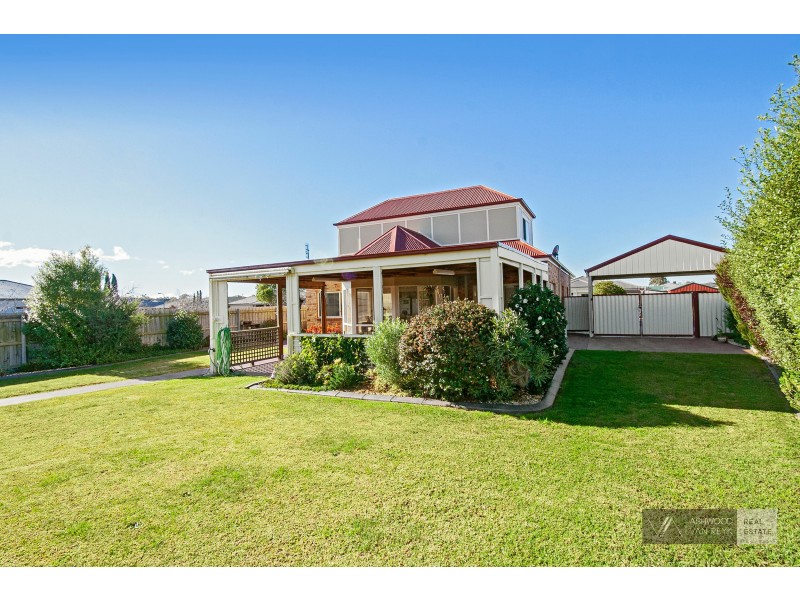 19 Mistana Ct, Eastwood VIC 3875